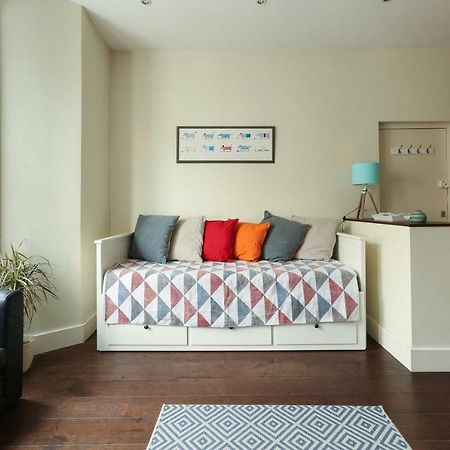 Modern Flat Near Central Londra Esterno foto