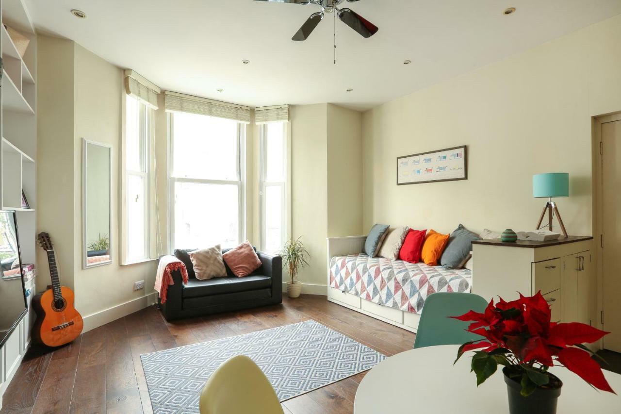Modern Flat Near Central Londra Esterno foto
